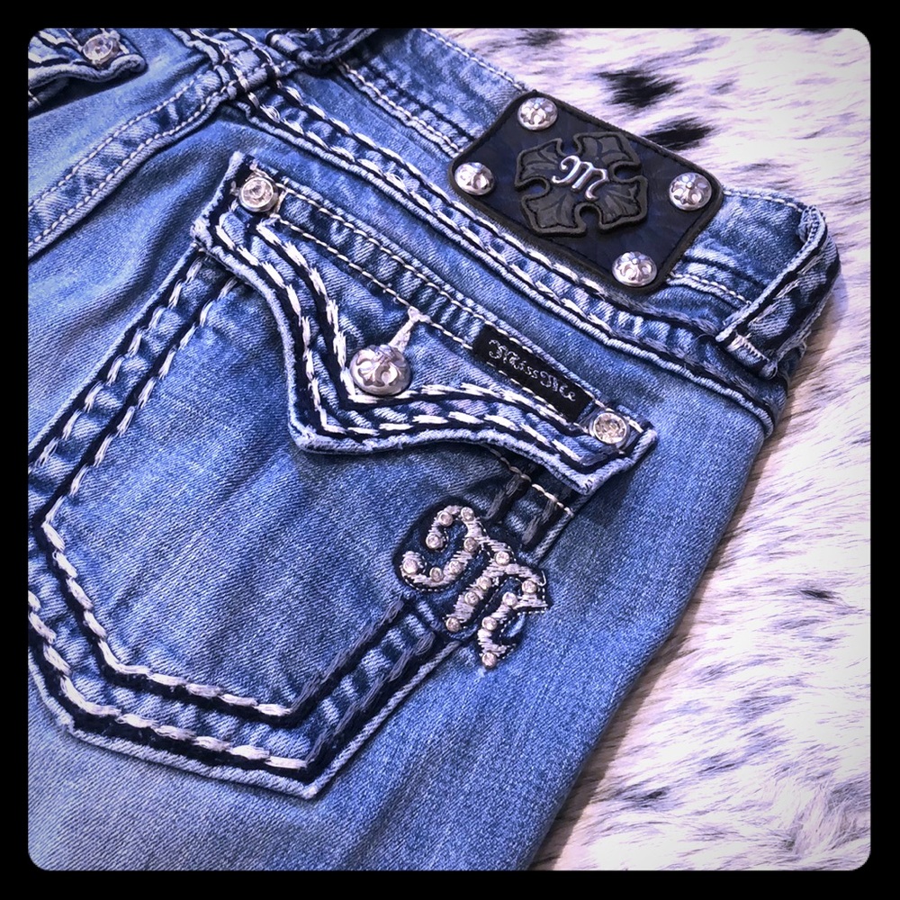 Miss Me Jeans Size 29 x 35 Cowgirl Denim Straight